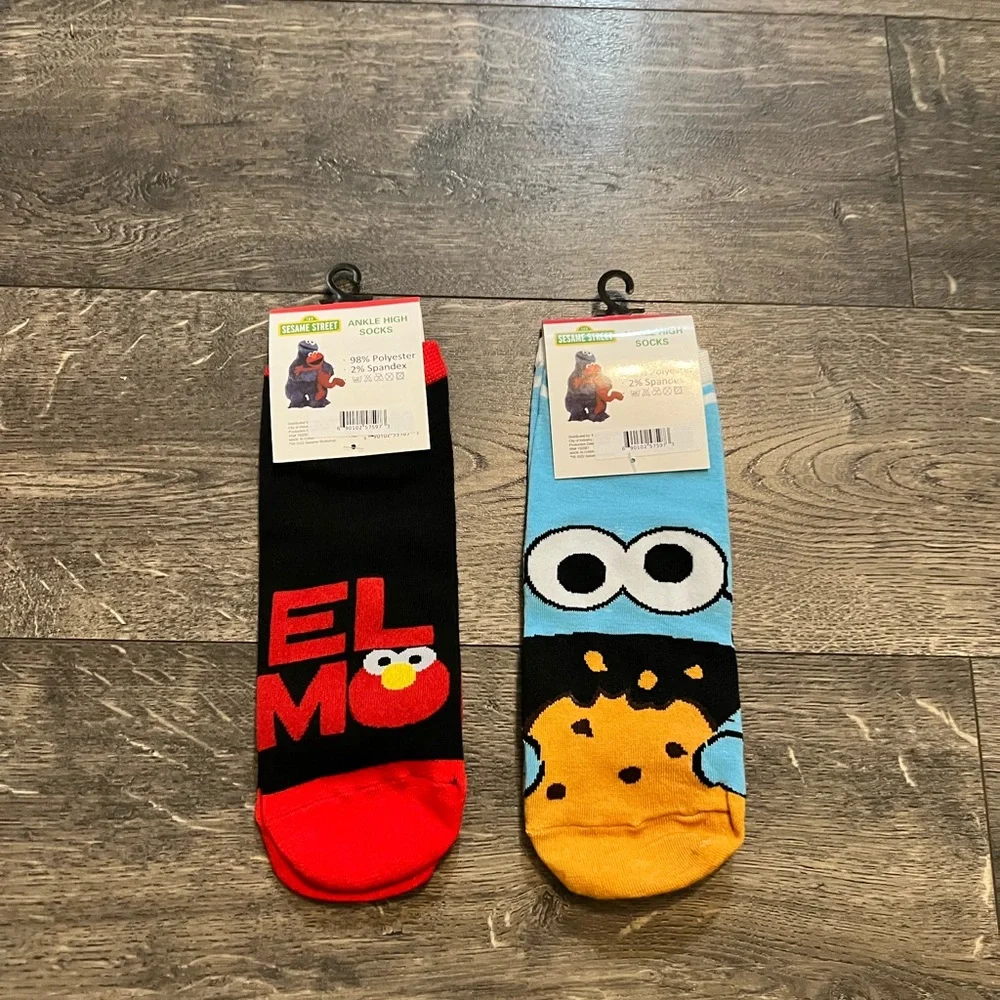 Set of 2 PRS of Sesame‎ Street Ankle High Socks SZ 9-11 NWT
